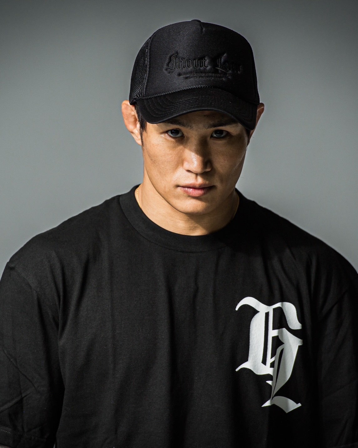 US HL emblem loose T
